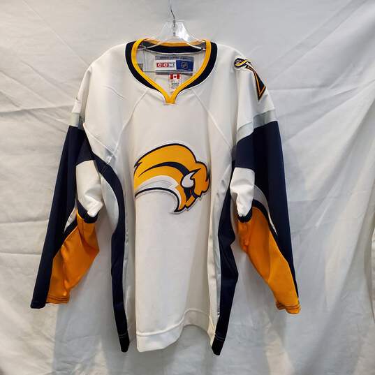 Vintage NHL Officially Licensed Buffalo Sabers Adult XL Jersey image number 1