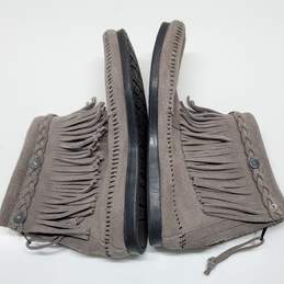 Minnetonka Gray Suede Double Layer Fringe Ankle Boots Women's Size 9.5 alternative image