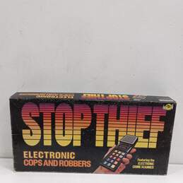 Parker Brothers Vintage Stop Thief Electronic Cops and Robbers Board Game alternative image