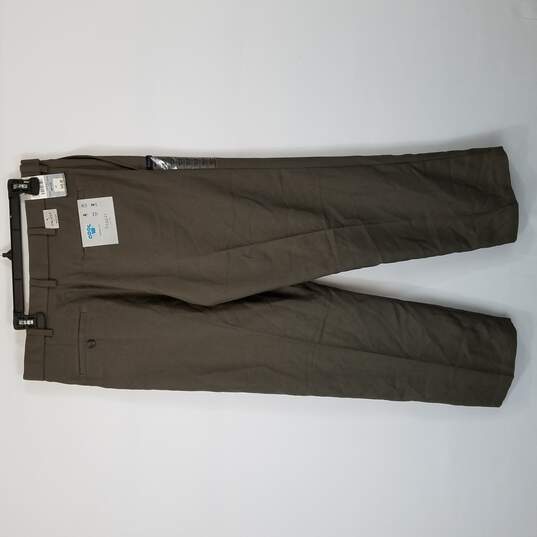 Haggar Men Dress Pants M Size 34 x 29 Brown image number 2