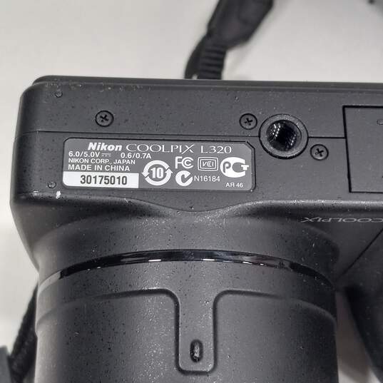 Nikon CoolPix L320 16.1MP Digital camera W/Case image number 6