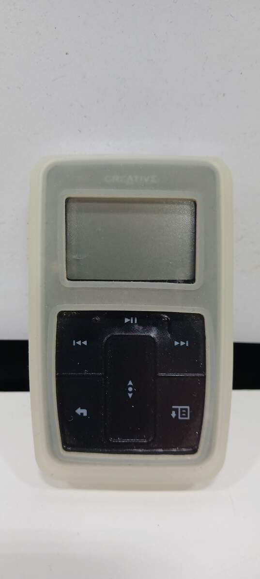 Pair of Creative Zen MP3 Players w/Travel Case image number 4