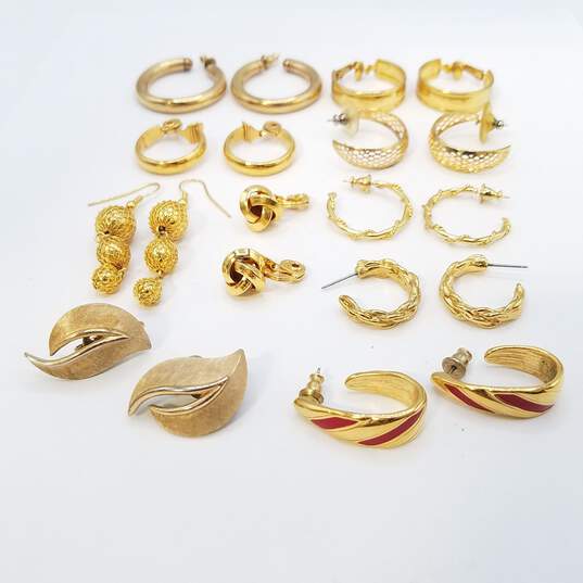 Unique Design Gold Tone Fashion Clip and Pin Earrings Bundle image number 1
