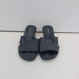 Liz Claiborne Black Wedge Sandals Size 7.5