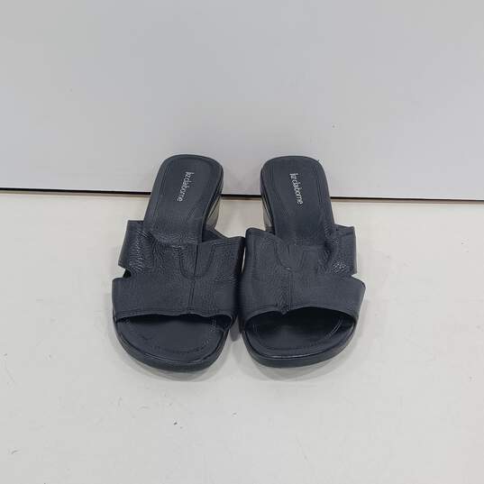 Liz Claiborne Black Wedge Sandals Size 7.5 image number 1