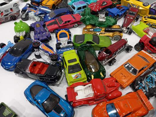 12.9lbs Bundle of Assorted Toy Vehicles image number 2