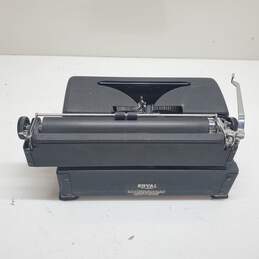 Vintage Royal Arrow Typewriter alternative image