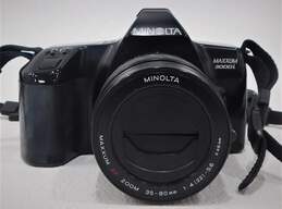 Minolta Maxxum 3000i 35mm SLR Film Camera w/ 2 Lens & Shoe Mount Flash alternative image