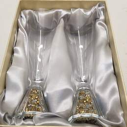 Set of Oleg Cassini Crystal Glitter Flute Champagne Glasses alternative image