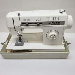 Singer Electronic Sewing Machine 2502C in Case Untested alternative image