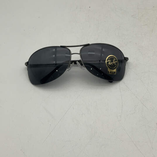 Womens Silver Polarized Lightweight UV Protection Aviator Sunglasses image number 1