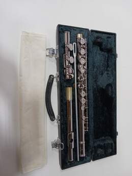 Gemeinhard Silver Plated Flute With Hard Case