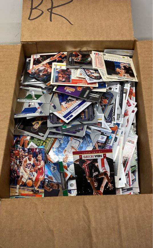Basketball Cards Box Lot image number 2