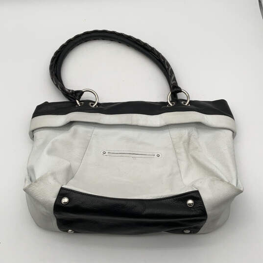 Womens White Black Leather Foldable Inner Pockets Studded Shoulder Bag image number 2