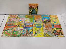11pc Bundle of Harvey Richie Rich Comics w/2 Random Comics