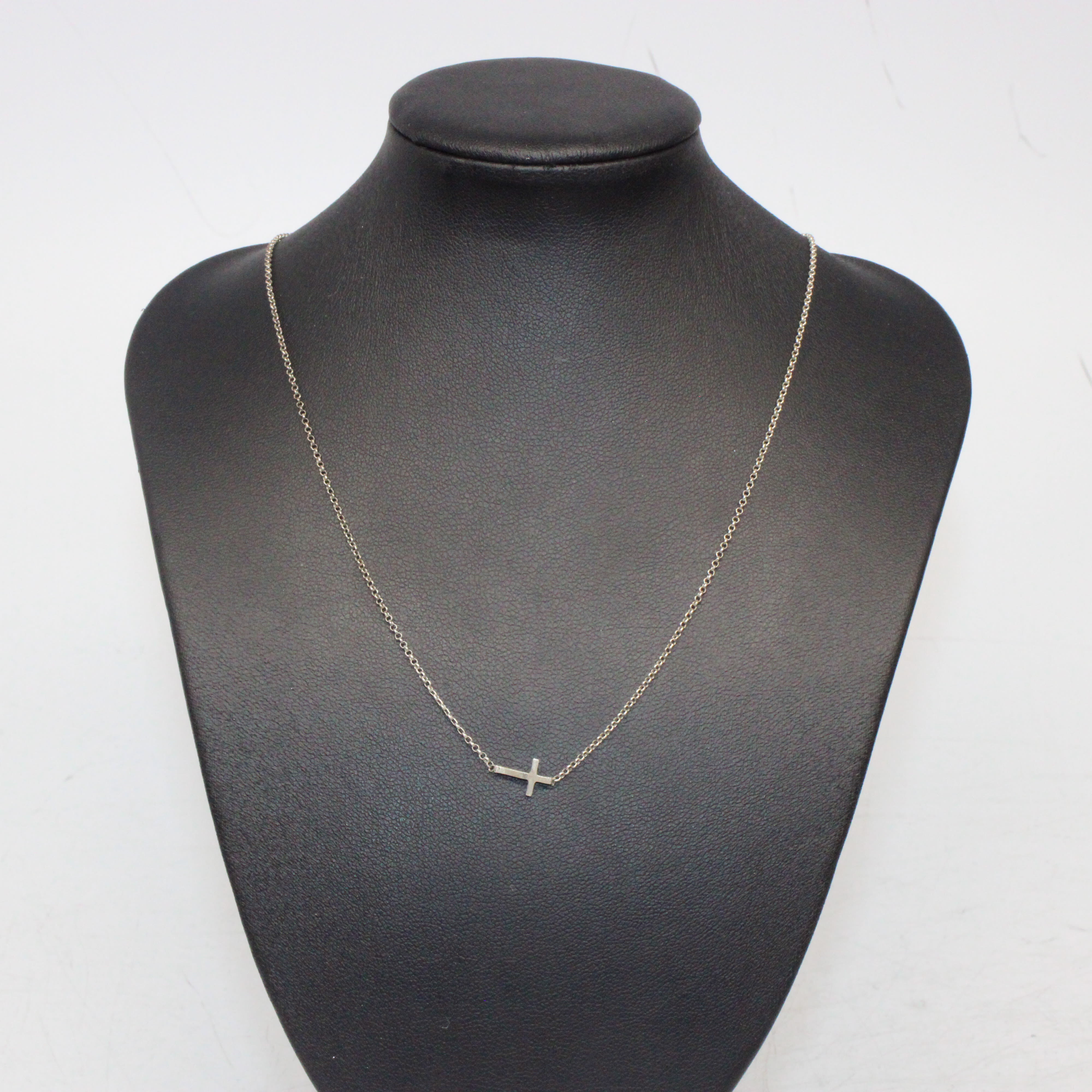 Boho Gold Chain Black White Number 5 Charm Symbol Pendant Necklaces |  Necklace, Gold, Symbol necklace