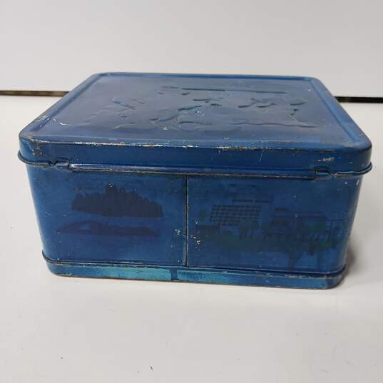 Vintage Disney Metal Lunch Box And Thermos image number 4