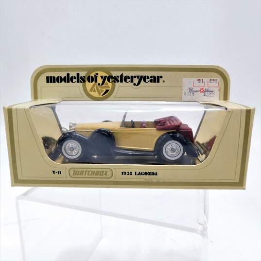 2 Matchbox Models of Yesteryear image number 5