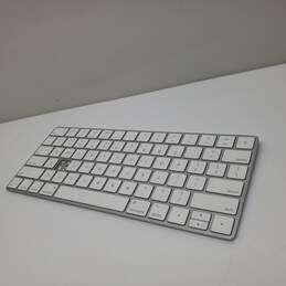 VTG. Apple Untested Parts/Repair* Wireless Magic A1644 Silver Slim Profile Keyboard