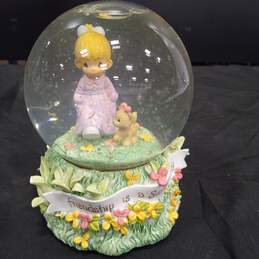 Precious Moments "In the Good Old Summertime" "Friendship is a Sunny Day" Music Box Snow Globe