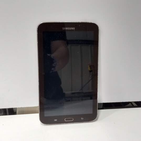 Samsung Tablet image number 1