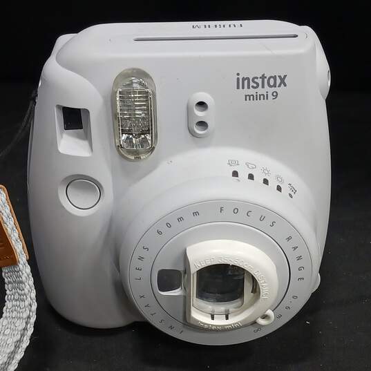Instax Mini 8 Polaroid Camera image number 2