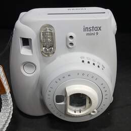 Instax Mini 8 Polaroid Camera alternative image