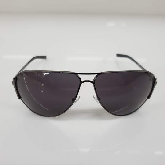 Stella McCartney Gunmetal/Black Aviators Blue Lens Sunglasses AUTHENTICATED image number 3