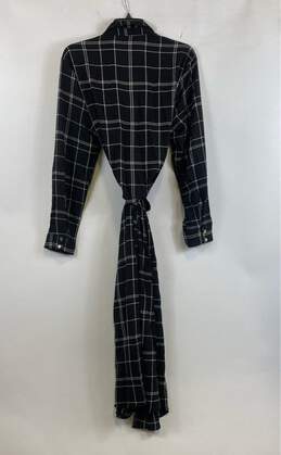 NWT Torrid Womens Black Plaid Crepe Belted Long Sleeve Trench Coat Size 1 alternative image
