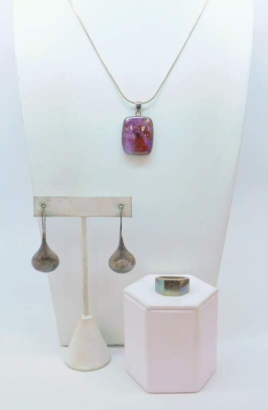 Artisan 925 Modernist Amethyst Rectangle Cabochon Pendant Necklace Puffed Teardrop Earrings & Geometric Band Ring 22.8g image number 1
