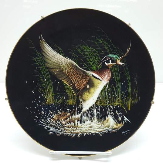 W.S George | Winged Splendor | 16620A Porcelain Plate image number 1