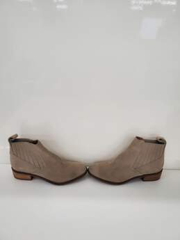 Dolce Vita Tawny Suede Chelsea Booties Size-6.5 alternative image