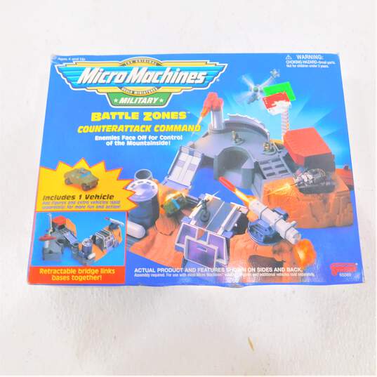 1998 Micro Machines Military Battle Zones Counterattack Command Galoob 65569 image number 1