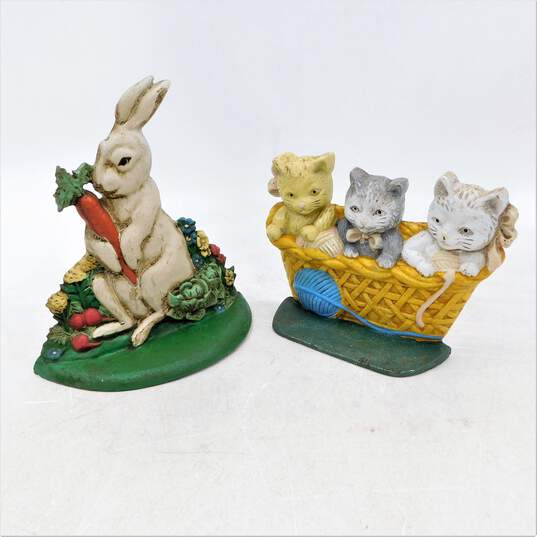 2 Vintage Cast Iron Doorstops Kittens in a Basket & Bunny With Vegetables image number 1