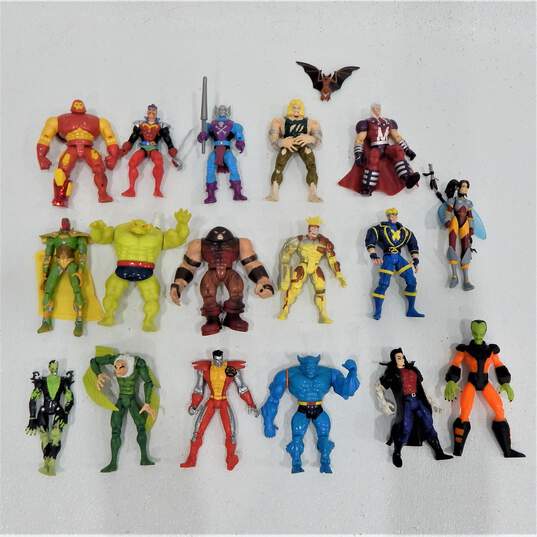VTG 1990s Toy Biz Marvel Action Figures Beast Iron Man Dreadknight Hulk Buster image number 1