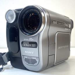 Sony Handycam DCR-TRV280 Digital8 Camcorder
