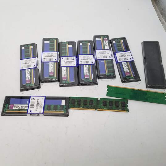 KINGSTON KTD-DM8400B-1G 1GB PC2-5300U DDR2-667 LOW PROFILE NON-ECC MEM image number 1