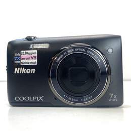 Nikon Coolpix S3500 20.1MP Compact Digital Camera