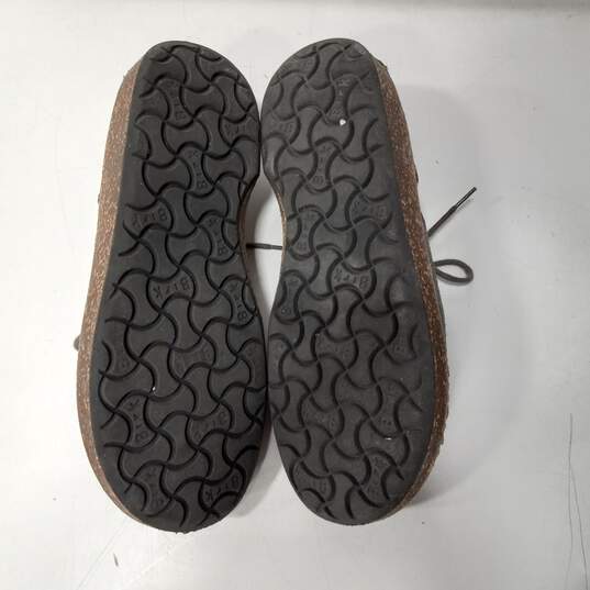 Birkenstock Unisex Adults Low Cut Gray Metallic Lace Up Sneaker Size L7/M4 image number 5