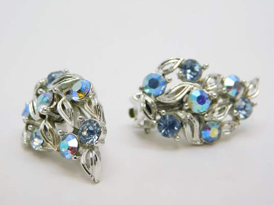 Vintage Lisner Blue Icy Rhinestone & Silver Tone Clip-On Earrings & Necklace 72.5g image number 3