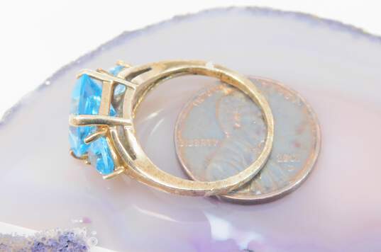 10K Yellow Gold Blue Topaz Cocktail Ring 3.5g image number 4