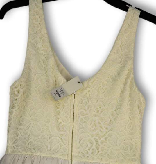 NWT Womens White Lace Sleeveless Sweetheart Neck Fit & Flare Dress Size S image number 4