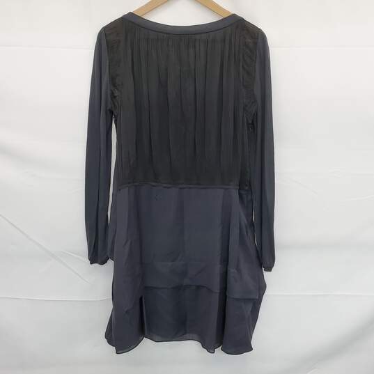 Chloe 'Ardoise' Dark Grey Silk Ruffled Long Sleeve Top Size 40 AUTHENTICATED image number 2