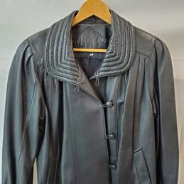 Vintage Leather Italy Black in Woman's Size Small alternative image