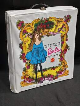 Vintage 1968 Mattel #1002 World of Barbie Doll Case with Three Dolls