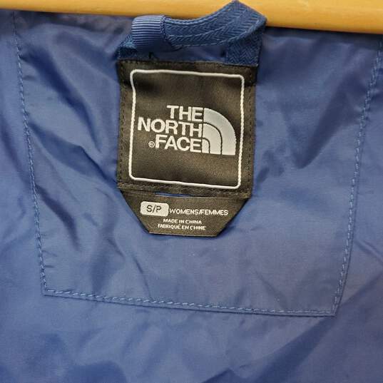 Wm The North Face Bastille Navy Blue Tri-Climate Jacket W/Faux Buttons (Zip Up/Hook) Sz S/P image number 2