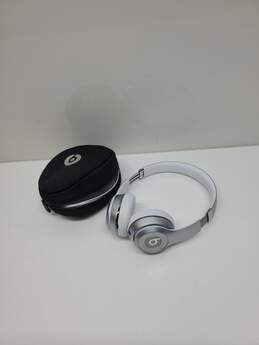 Beats Untested P/R* A1796 Solo Wireless Bluetooth Over-Ear Headphones Silver