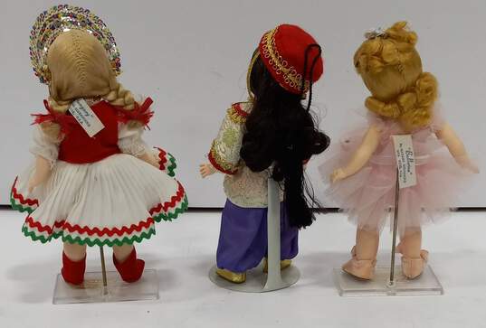 Vintage Lot of Assorted Madame Alexander Dolls image number 4