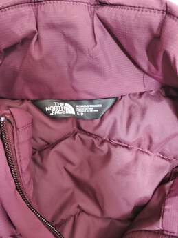 The North Face Full Zip Burgundy Puffer Vest Jacket Women's Size S alternative image