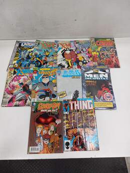 Bundle of 12 Assorted Comics & Graphic Novel